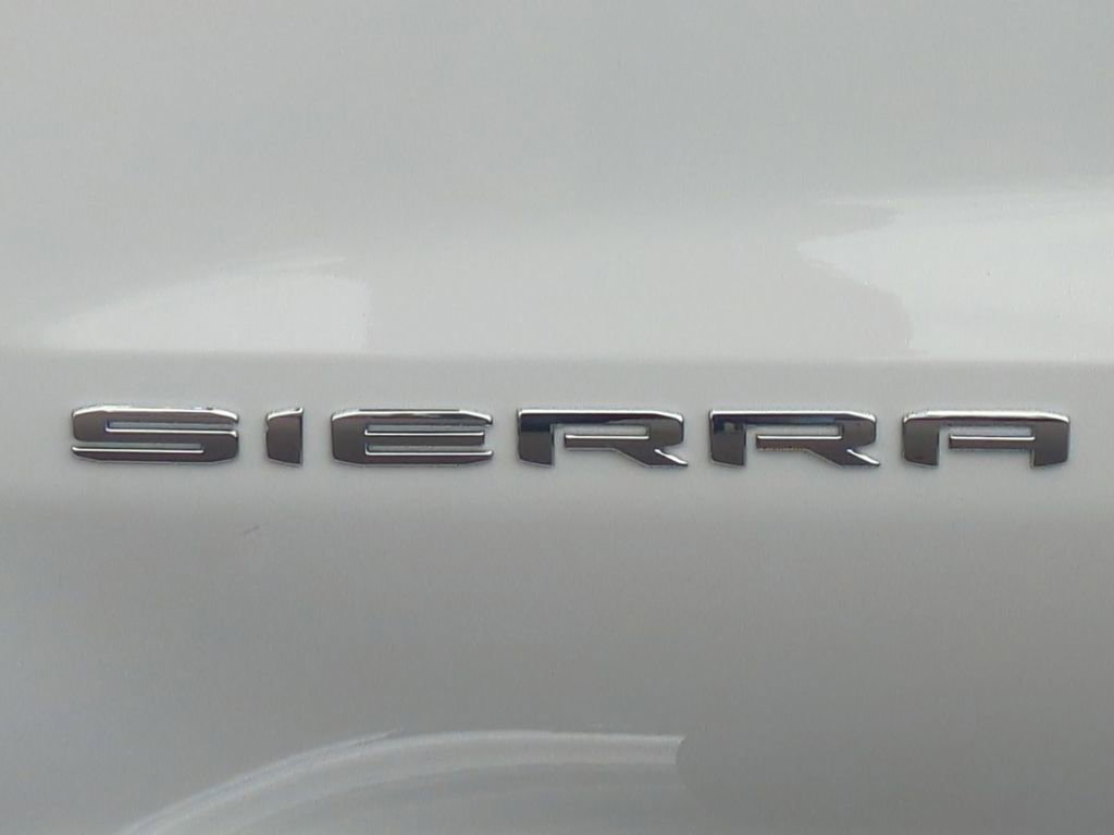 2026 GMC Sierra 1500 SLE - Photo 10