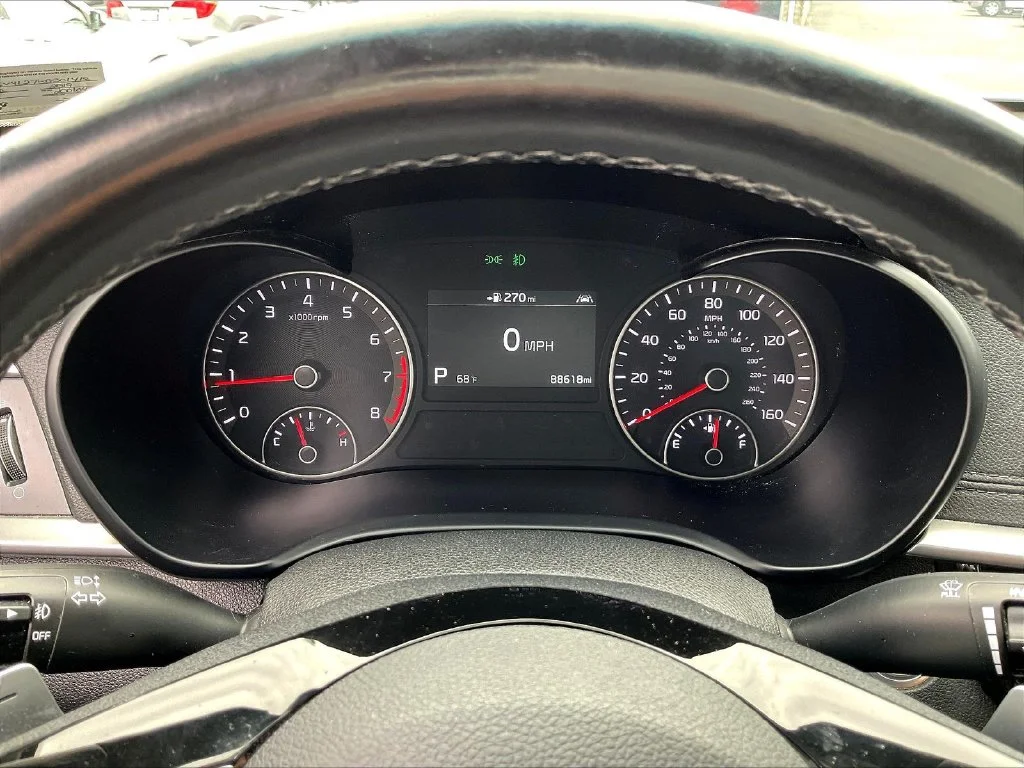Used 2019 Horizon Blue Kia SX image 14