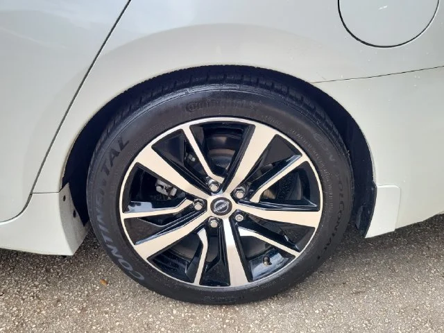Certified Used 2023 White Nissan SV image 9