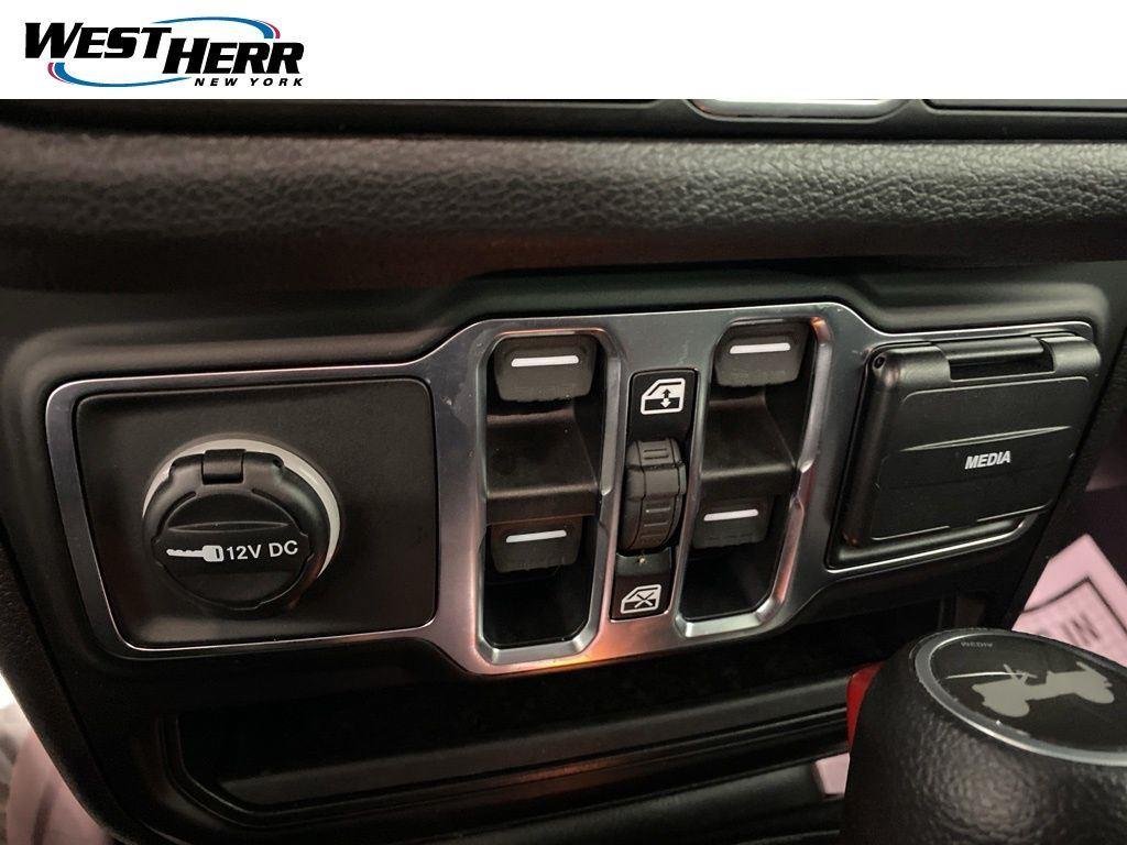 Used 2026 Anvil Clearcoat Jeep Sport S image 7