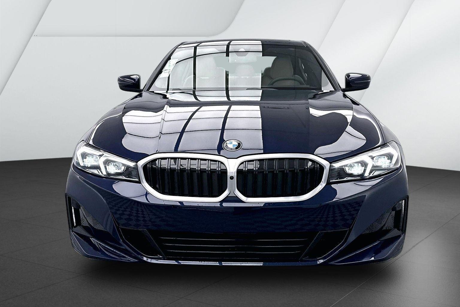 New 2026 Tanzanite Blue II Metallic BMW 330i xDrive image 2