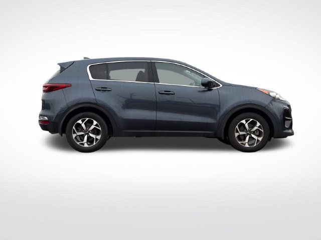 Certified Used 2022 Pacific Blue Kia LX image 34