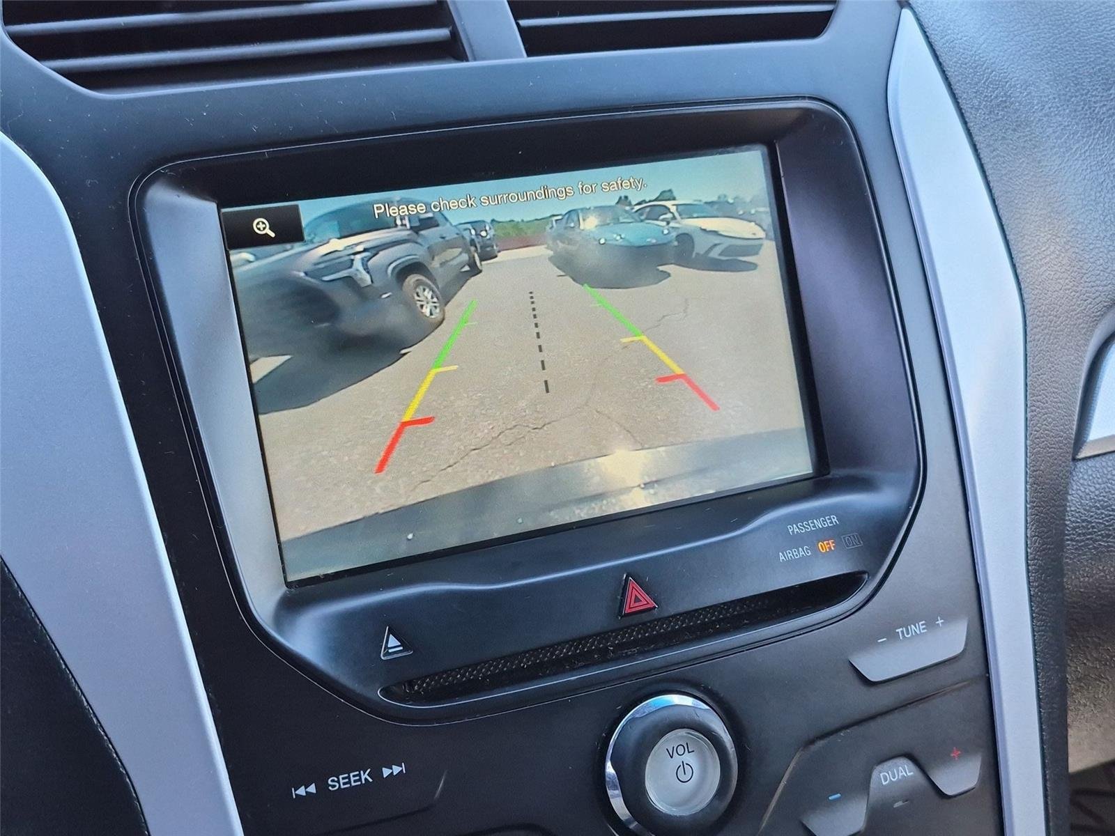 Used 2014  Ford XLT image 25
