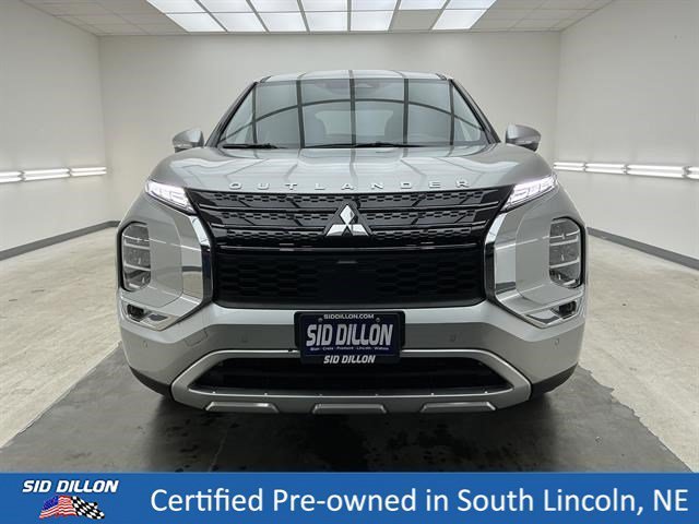 Used 2024 Alloy Silver Metallic Mitsubishi  image 2