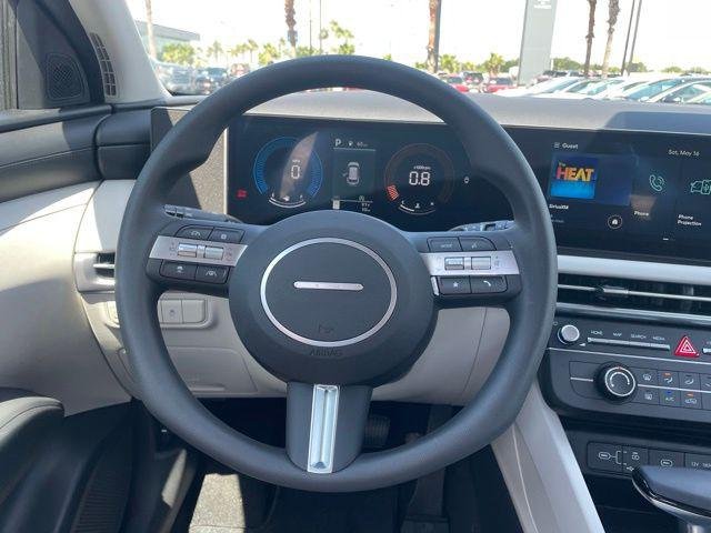 New 2026 Black Hyundai SE FWD image 12