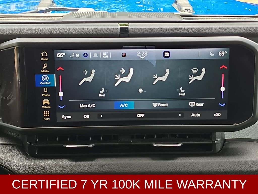 Used 2024 Blue Jeep Sport S image 23