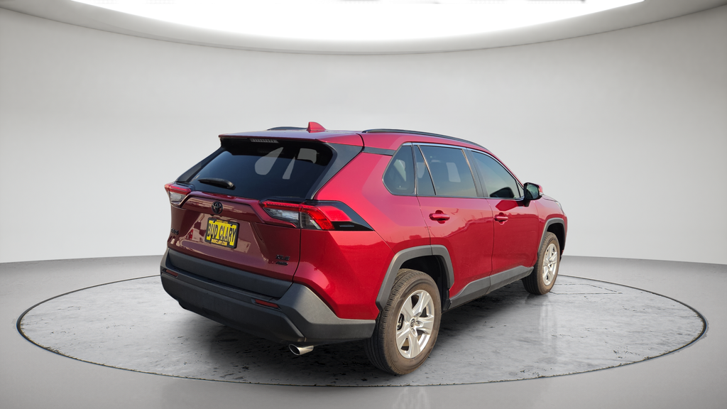 Used 2021 Red Toyota XLE image 8