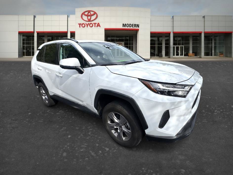 Used 2023 Ice Cap Toyota XLE image 15