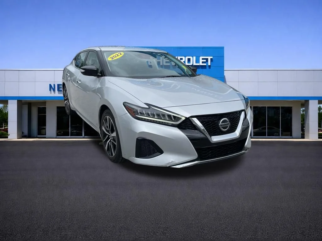 2022 Nissan Maxima SV's photo