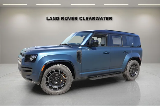 2026 Land Rover Defender 110 OCTA