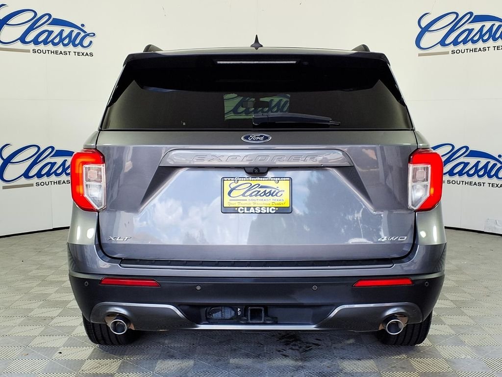 Used 2023 Gray Ford XLT image 4