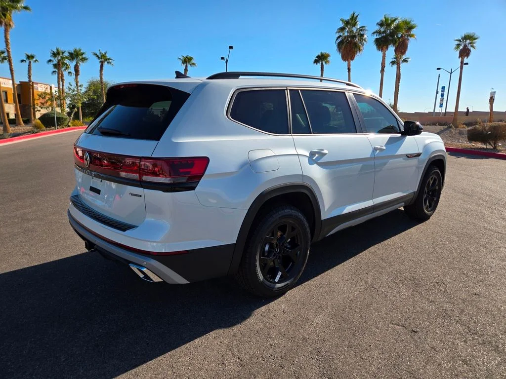 New 2026 White Volkswagen 2.0T Peak Edition image 4