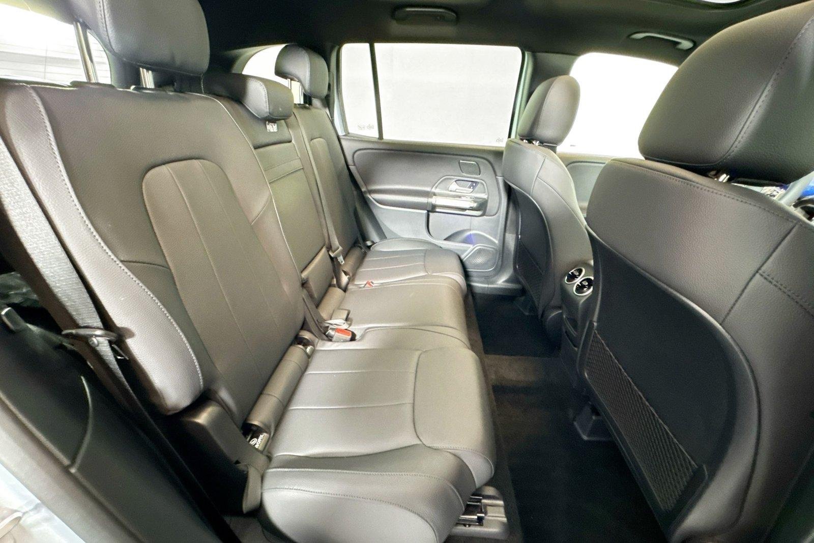 New 2026 Cirrus Silver Metallic Mercedes-Benz GLB 250 image 25