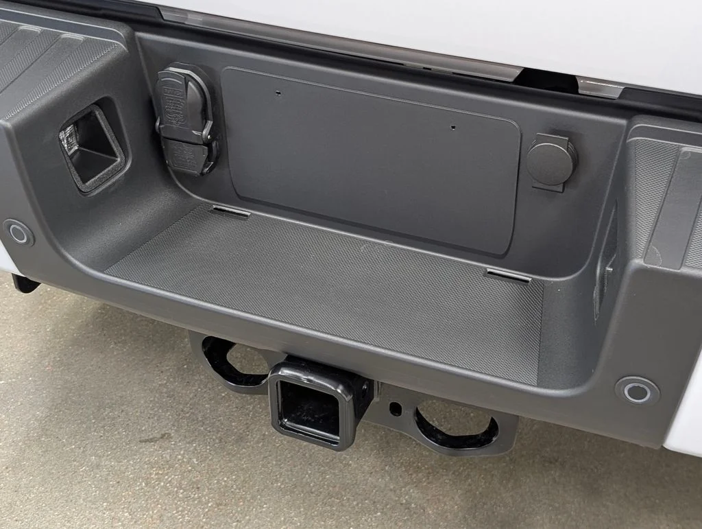 New 2026 Oxford White Ford F-350® XL image 28