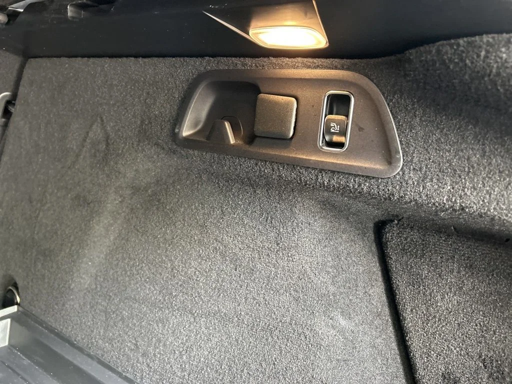 Used 2022 Black Mercedes-Benz GLE 63 S AMG® image 46