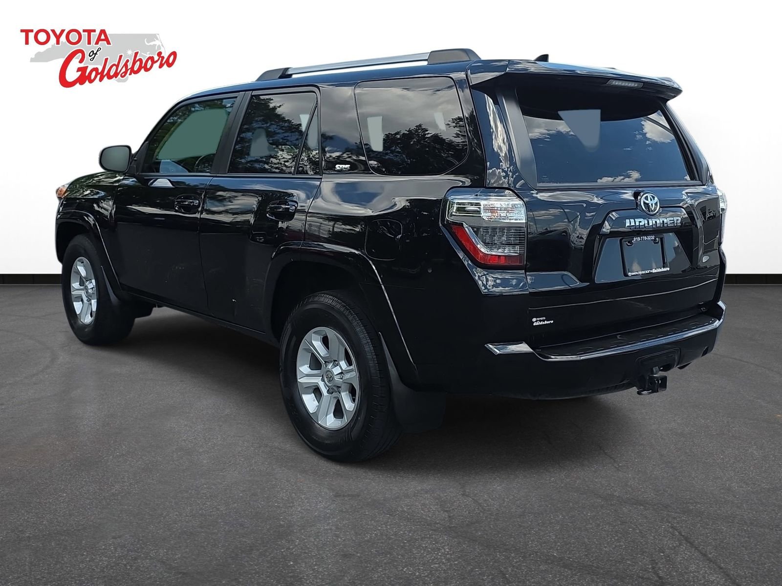 Used 2024 Black Toyota SR5 Premium image 7