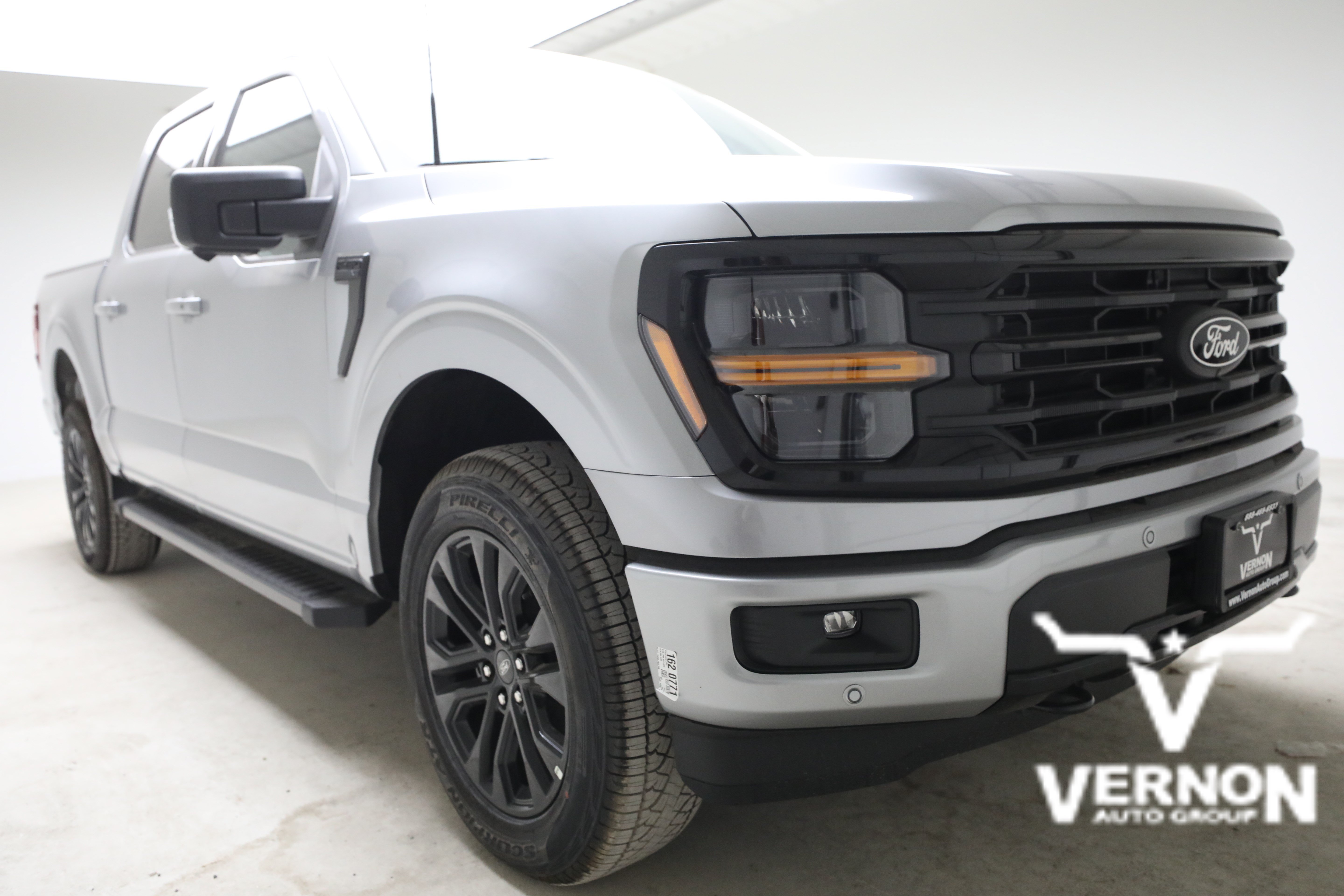 New 2026 Iconic Silver Metallic Ford  image 7