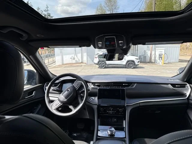 2025 Jeep Grand Cherokee L Altitude - Photo 11