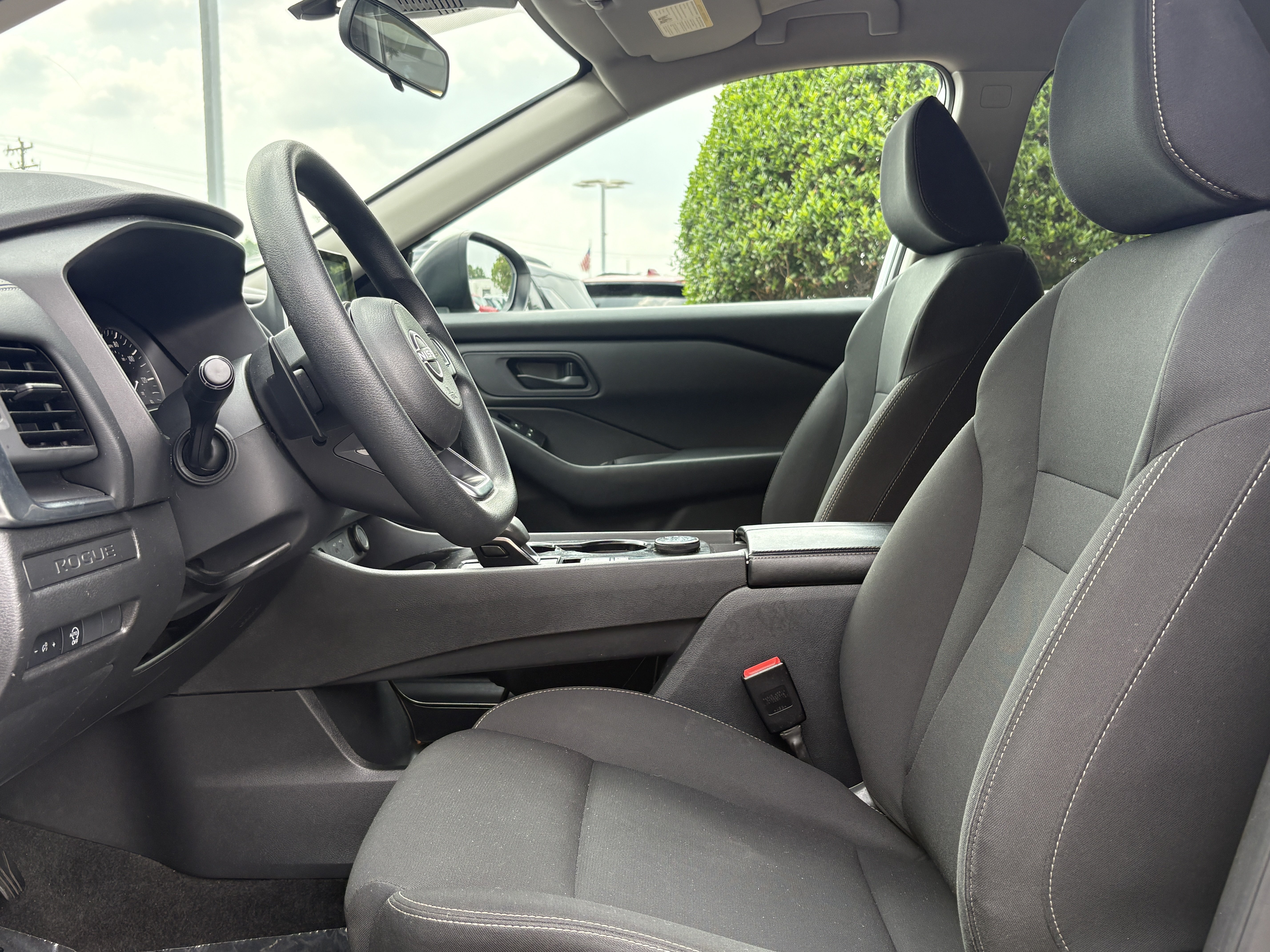 Used 2024 Brilliant Silver Metallic Nissan S image 9