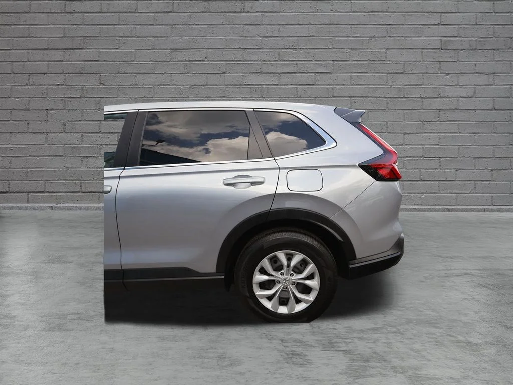 Certified Used 2026 Solar Silver Metallic Honda LX image 10