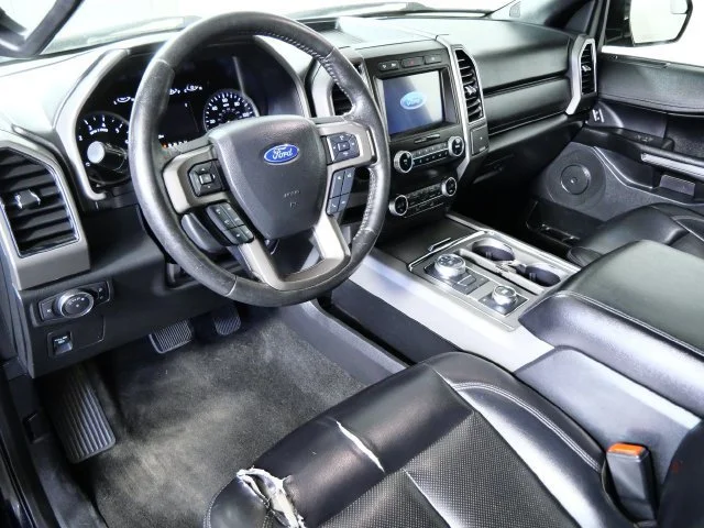Used 2019 Black Ford XLT image 3