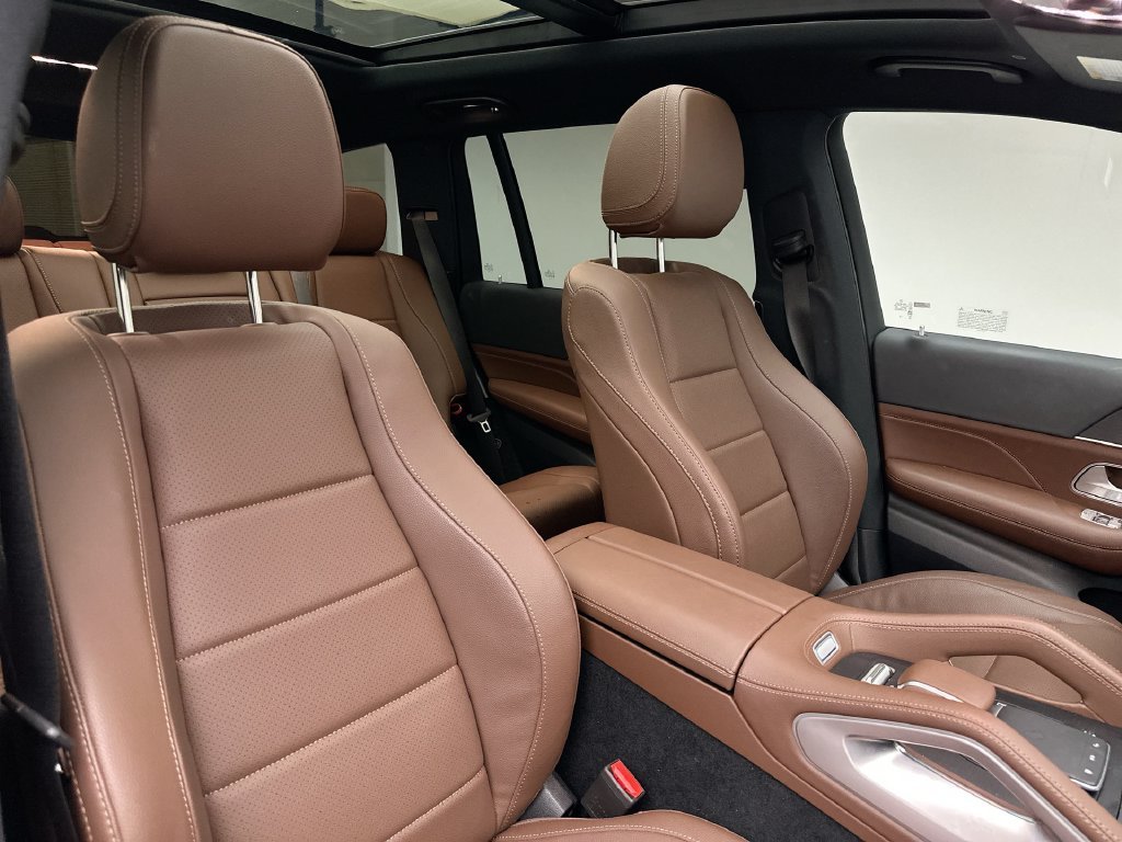 Used 2025 Selenite Gray Metallic Mercedes-Benz GLS 450 image 6