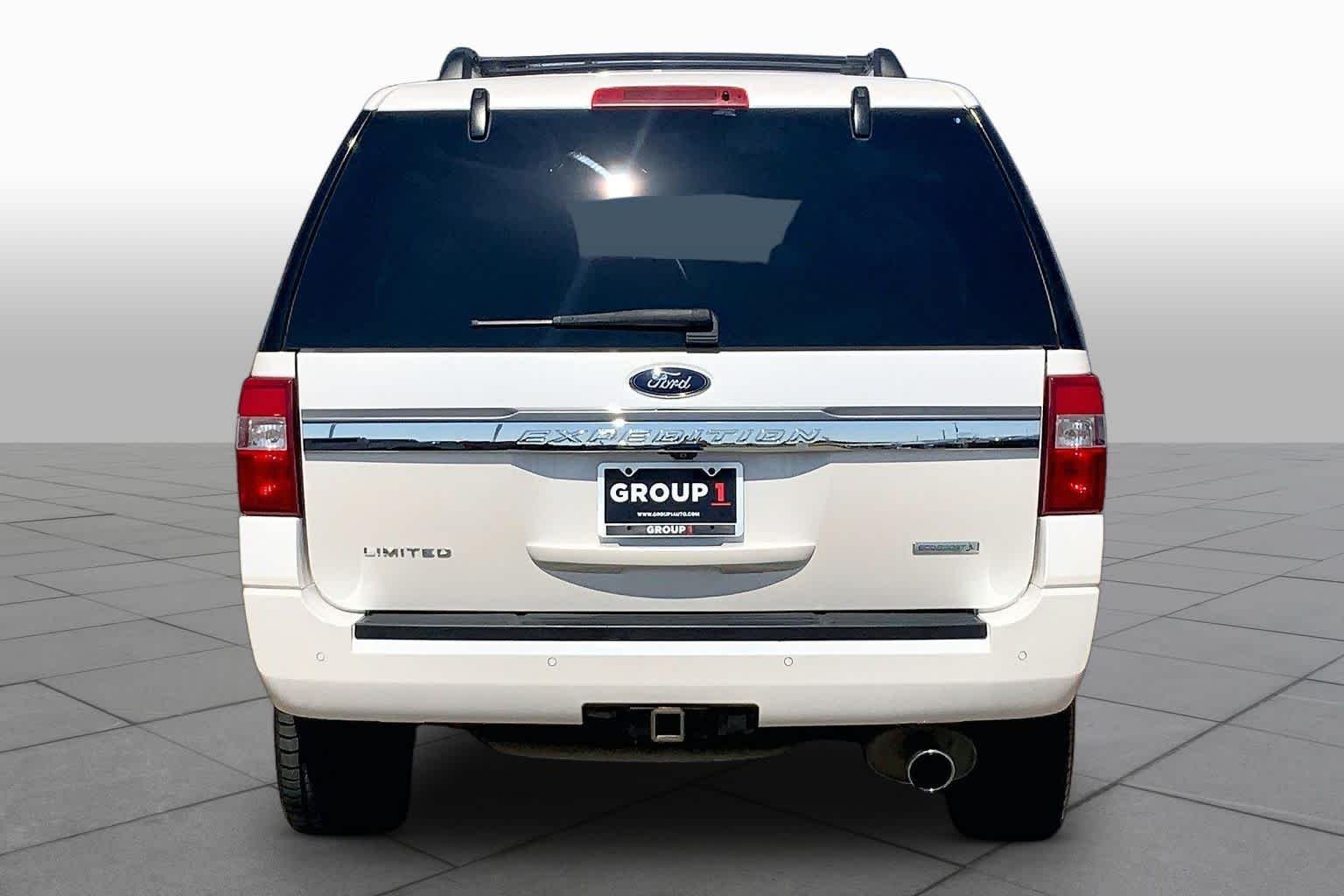Used 2017 White Platinum Metallic Tri-Coat Ford Limited image 5