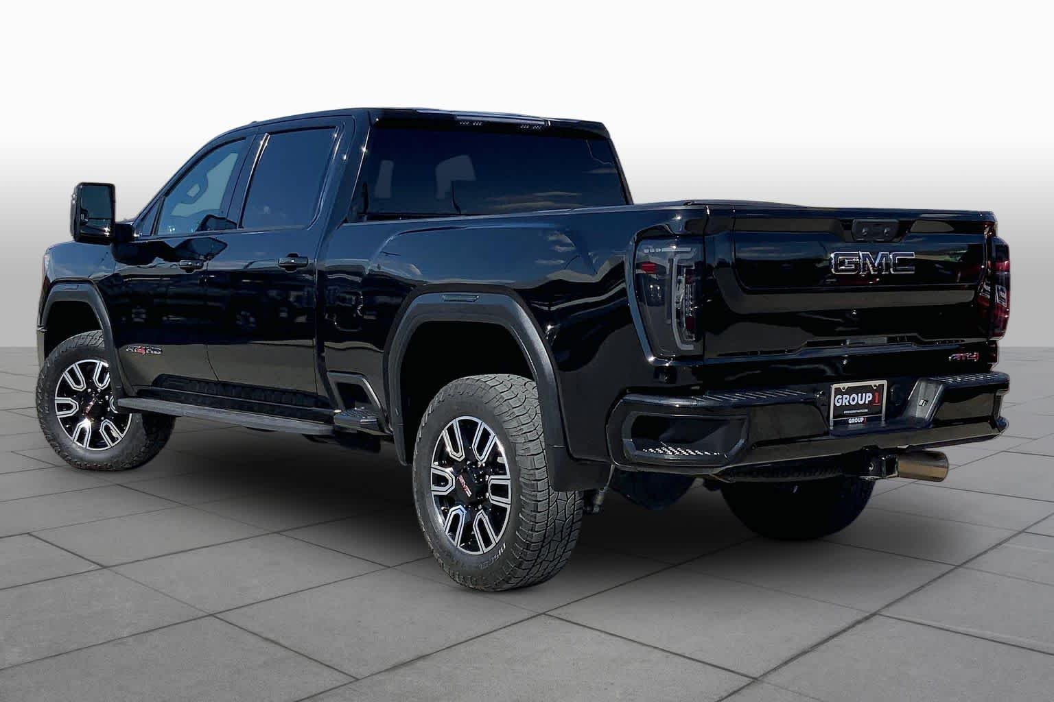 Used 2022 Onyx Black GMC AT4 image 12