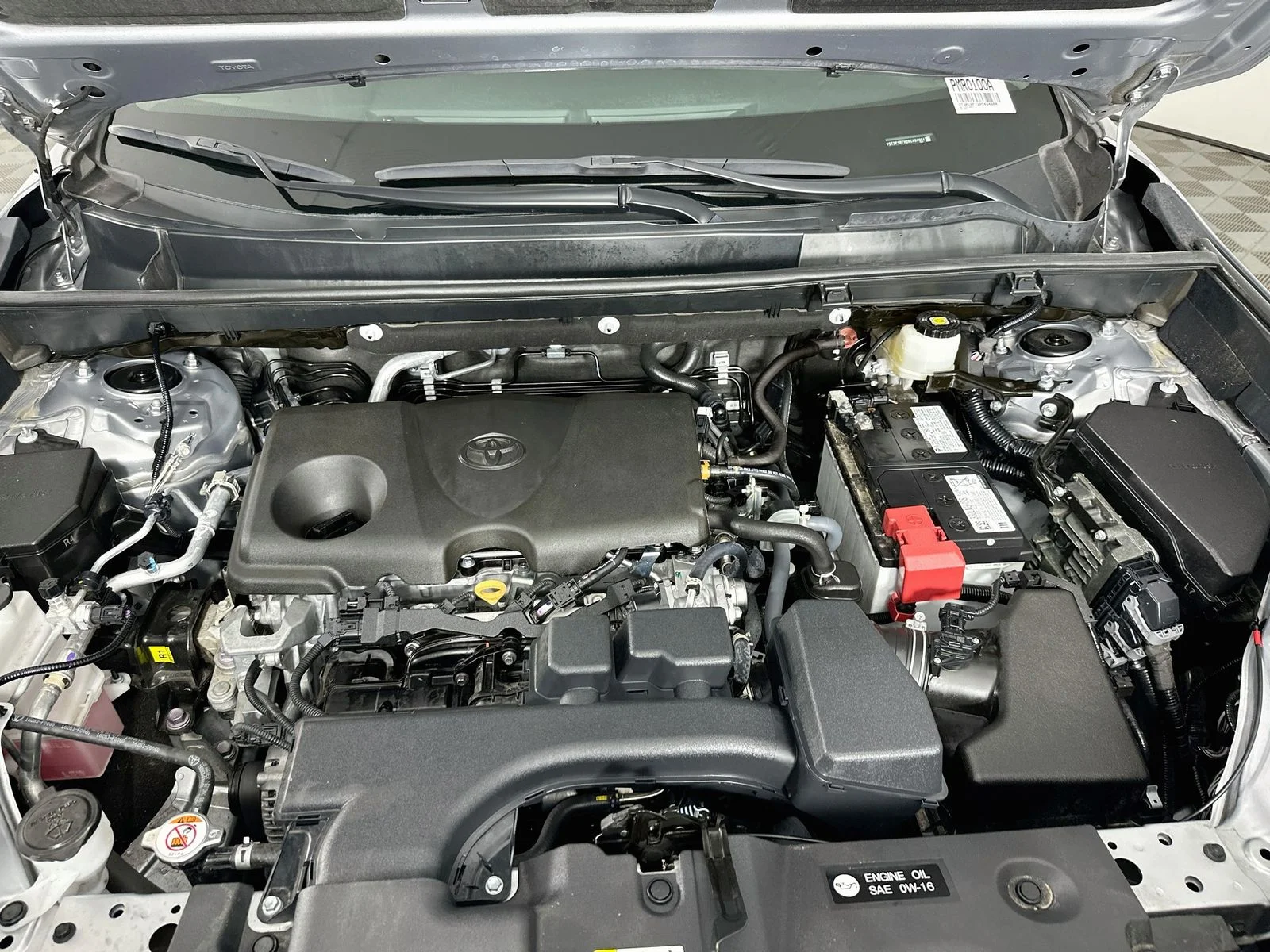 Used 2024 Silver Sky Metallic Toyota XLE image 31