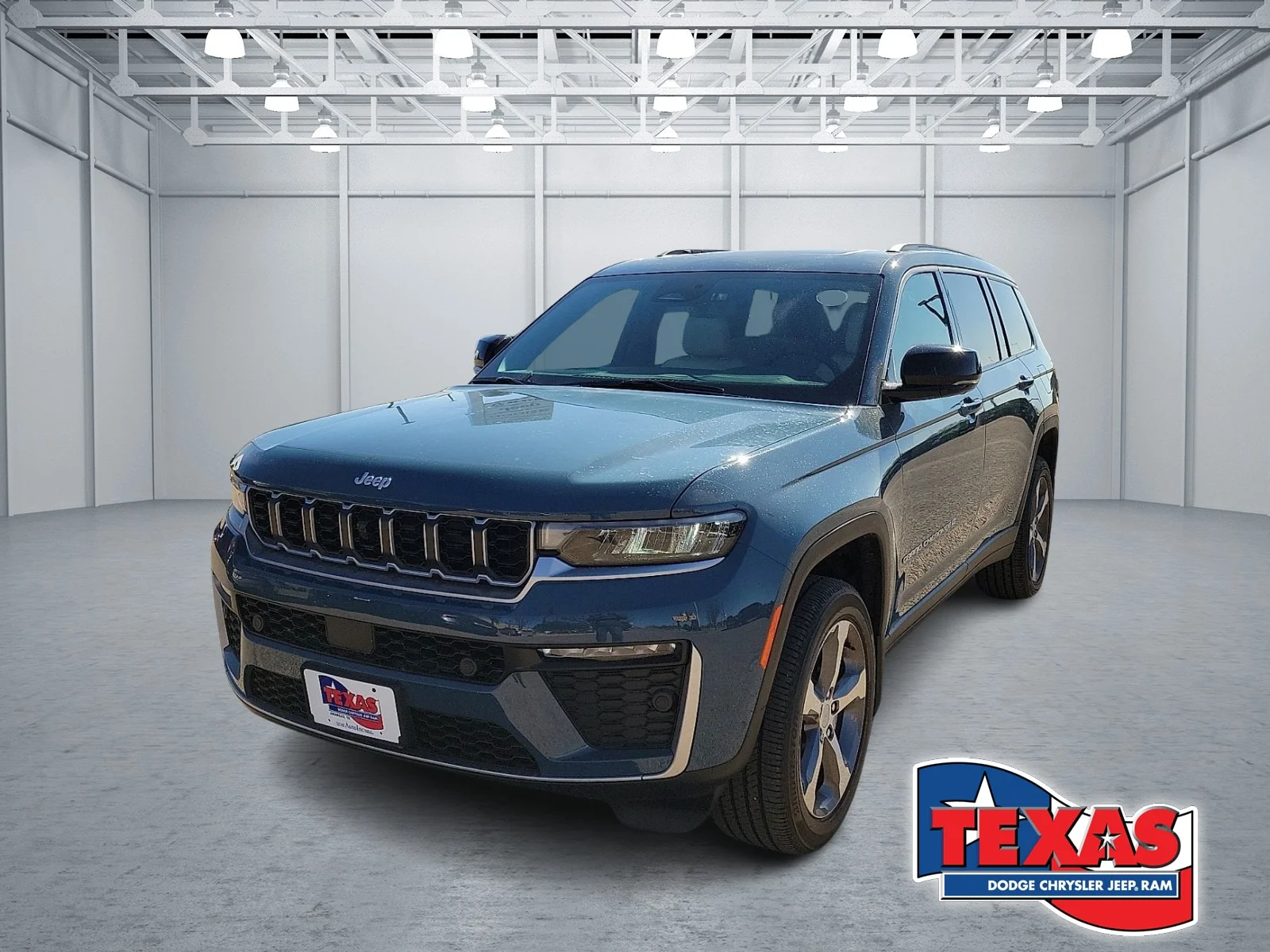 New 2026 PB5 Steel Blue Jeep L LIMITED 4X4 image 1