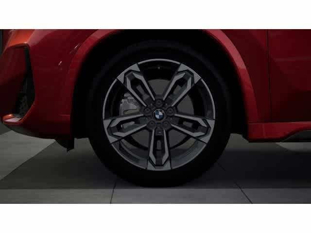 Used 2026 Vegas Red Metallic BMW xDrive28i image 7