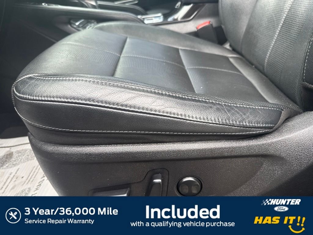 Used 2021 Ebony Black Kia EX image 4