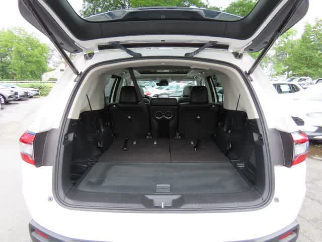 2023 Honda Pilot Elite - Photo 12
