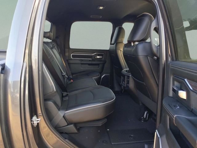 New 2026 Granite Crystal Metallic Clear-Coat Exterior Paint RAM Laramie image 24