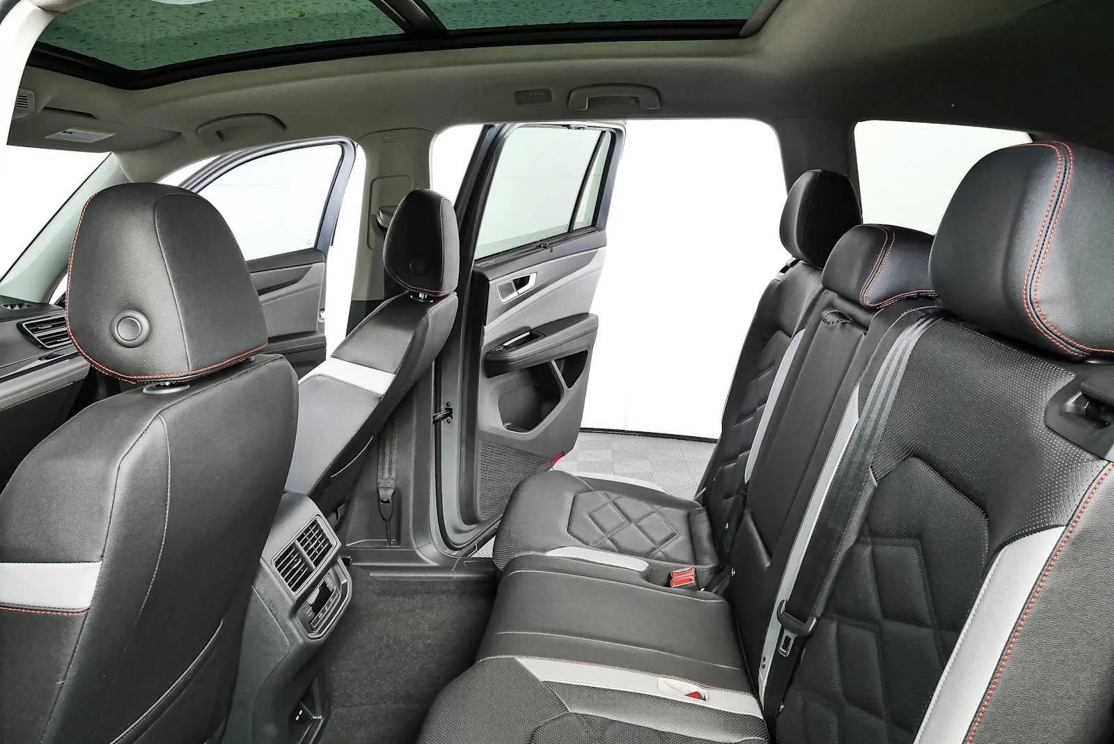 New 2026 Pure Gray Volkswagen 2.0T Peak Edition image 22