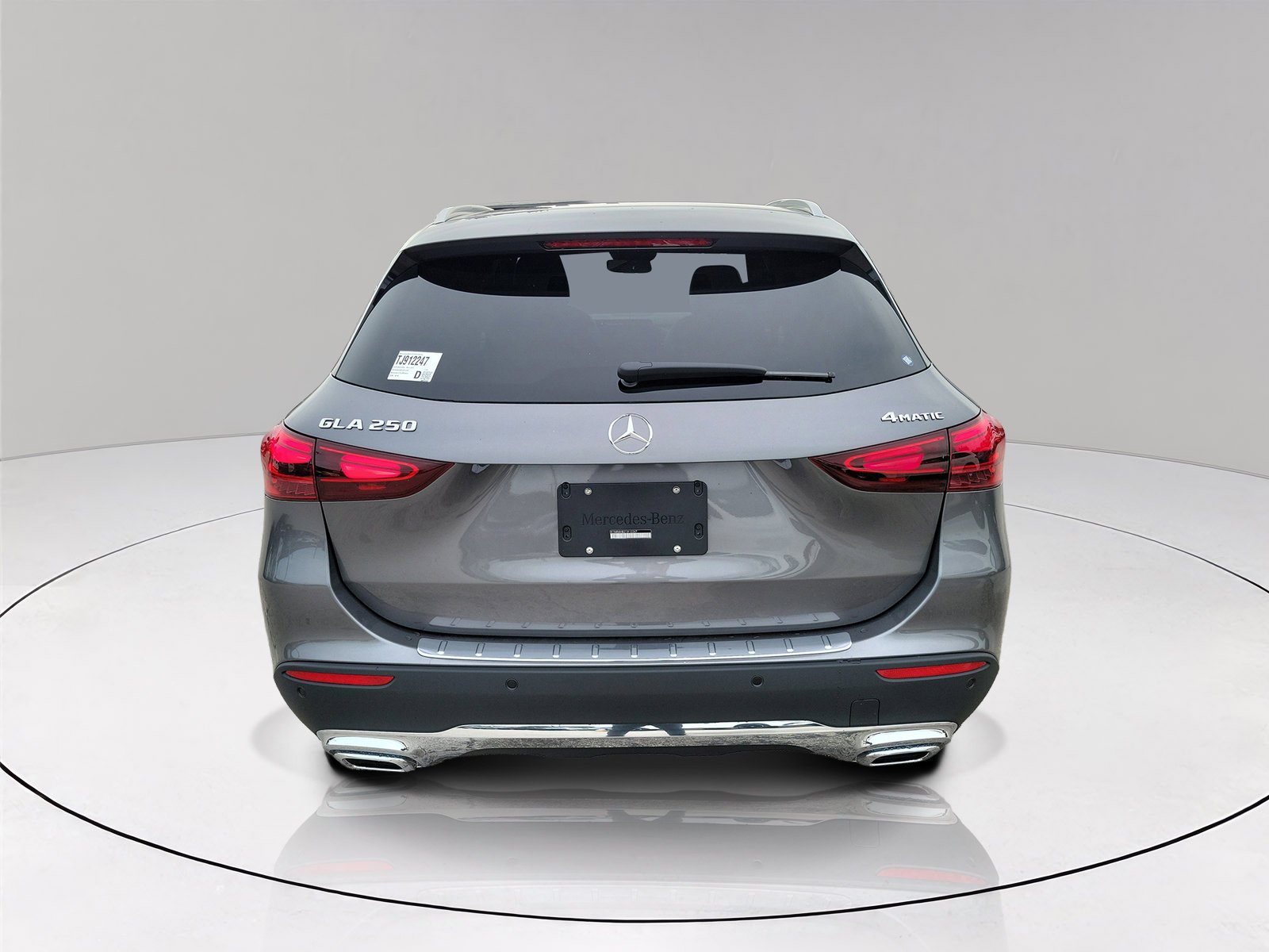 New 2026 Mountain Grey Metallic Mercedes-Benz GLA 250 image 33