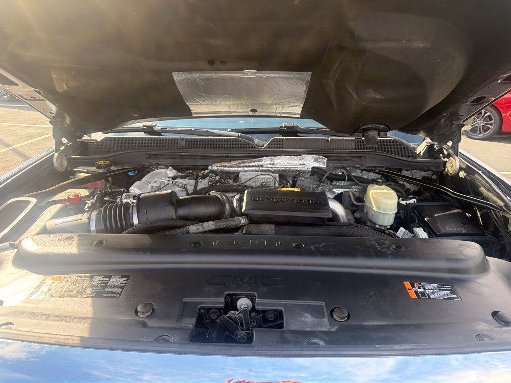 Used 2018 Green GMC Denali image 41