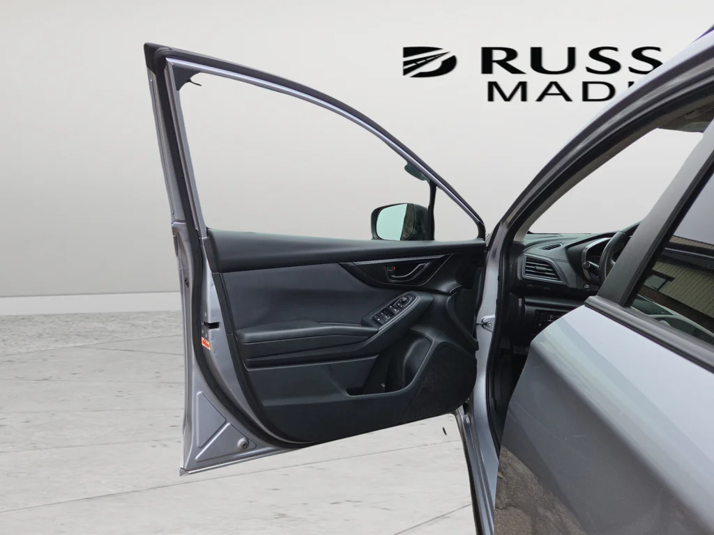 Used 2019 Silver Subaru 2.0i Premium image 25