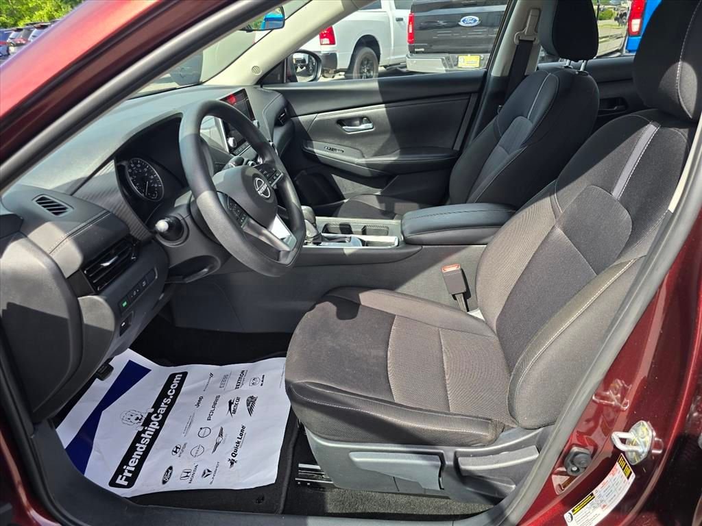 Used 2025 Red Nissan SV image 9