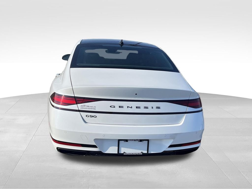 Used 2026 White Genesis 3.5T e-SC image 4