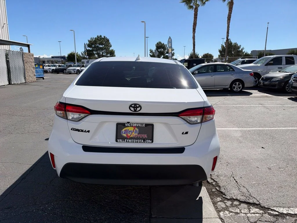 Used 2025 White Toyota LE image 7