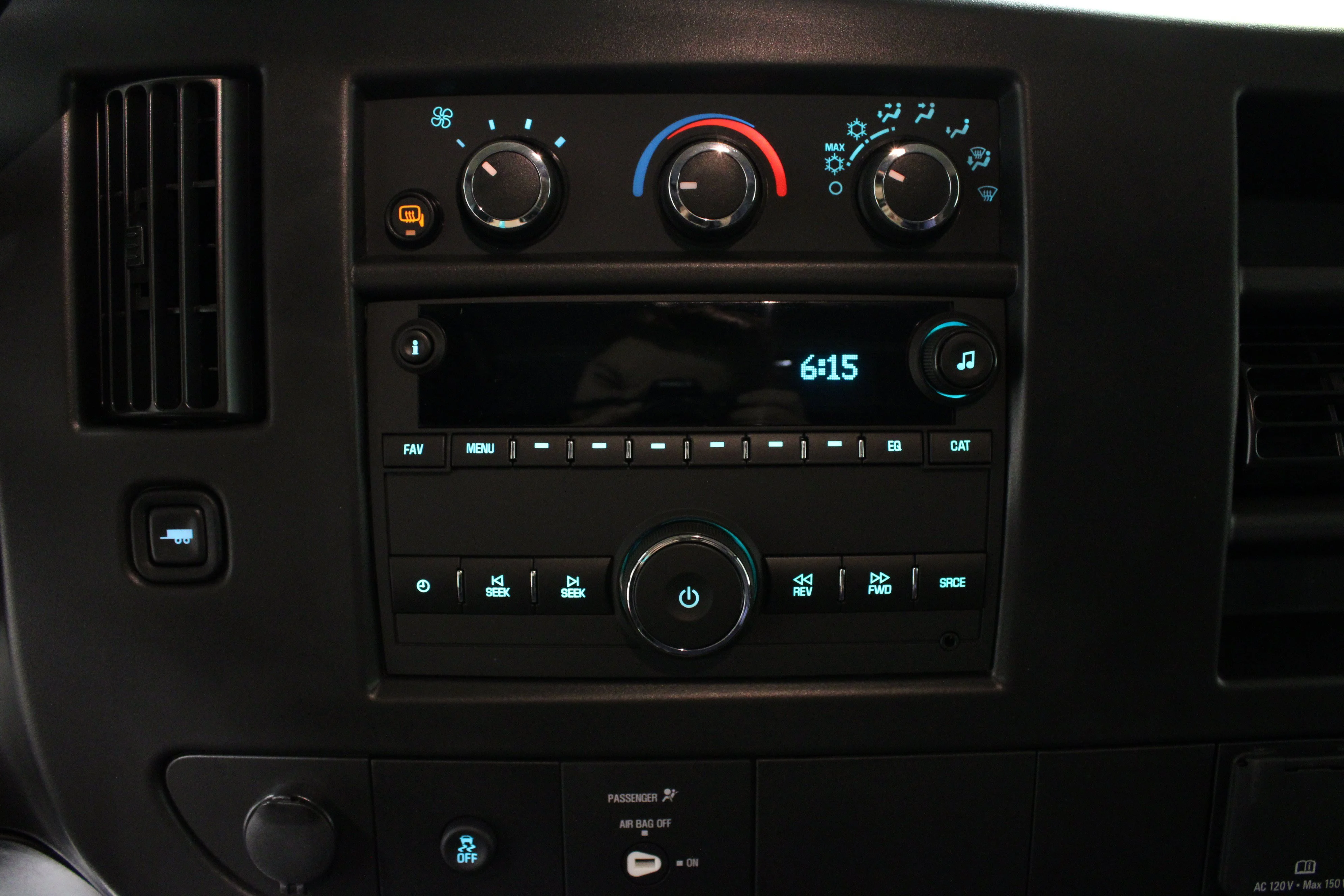 New 2026 Summit White GMC Work Van image 20