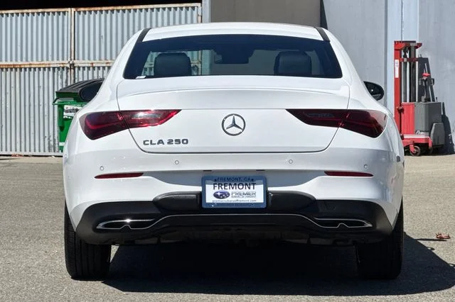 Used 2025  Mercedes-Benz CLA 250 image 5