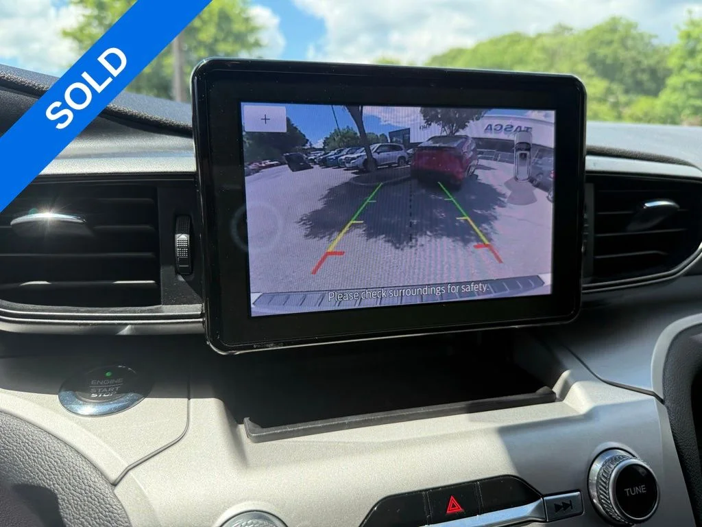 Used 2020 White Ford XLT image 17