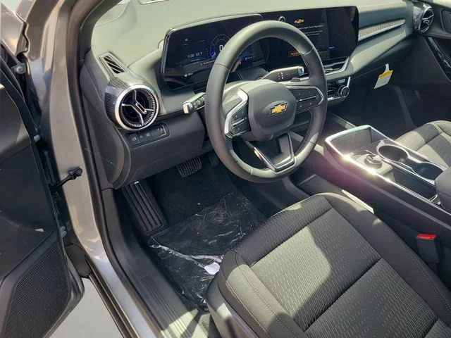 New 2027 Sterling Gray Metallic Chevrolet LT image 19