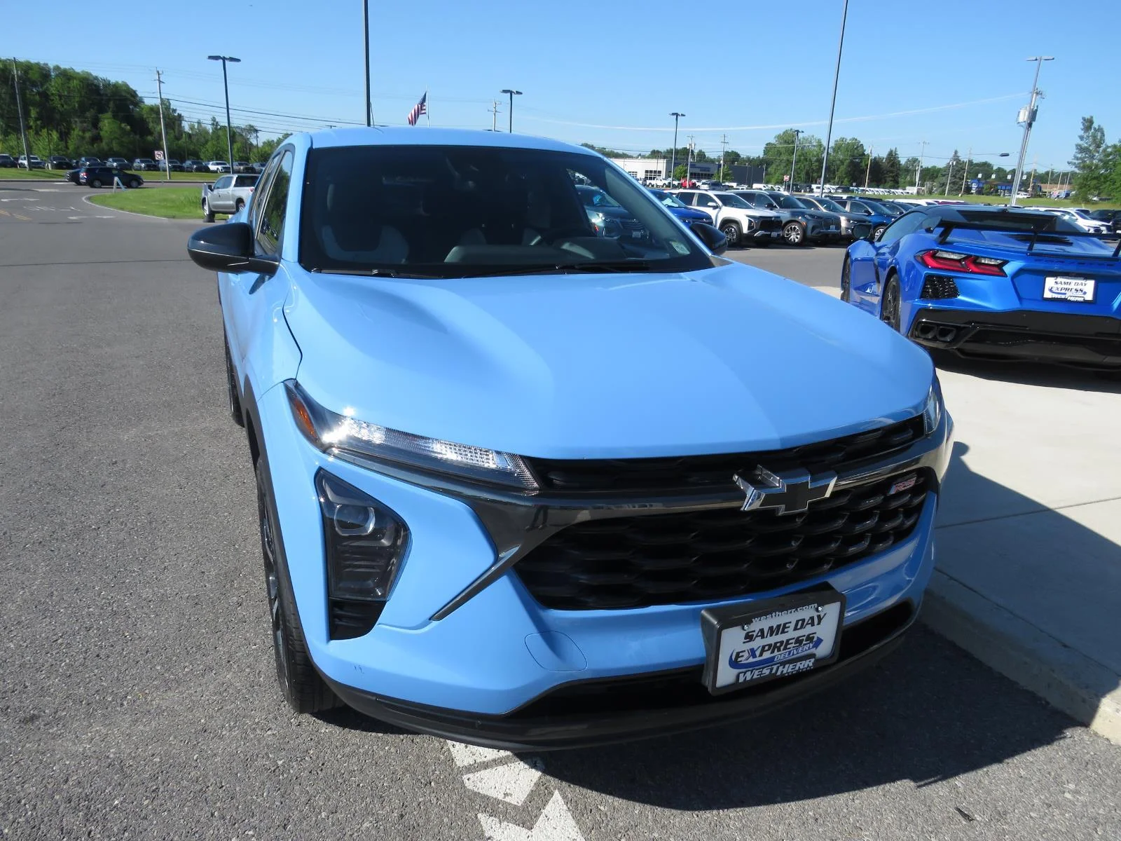 Used 2024 Fountain Blue Chevrolet 1RS image 4