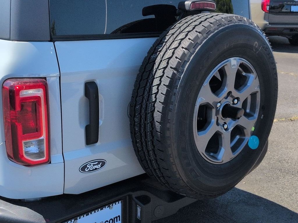 New 2026 Avalanche Gray Ford Big Bend® image 76