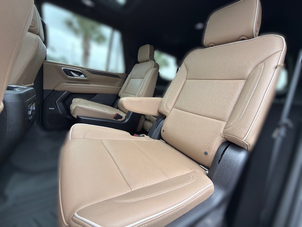 Used 2022 Summit White Chevrolet Premier image 7