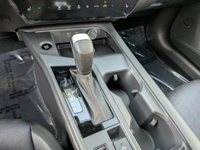 New 2027 Atlantic Gray Metallic / Super Black Two-tone Nissan SR image 23