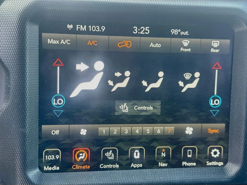 Used 2022 Black Jeep Unlimited Rubicon 4xe image 17